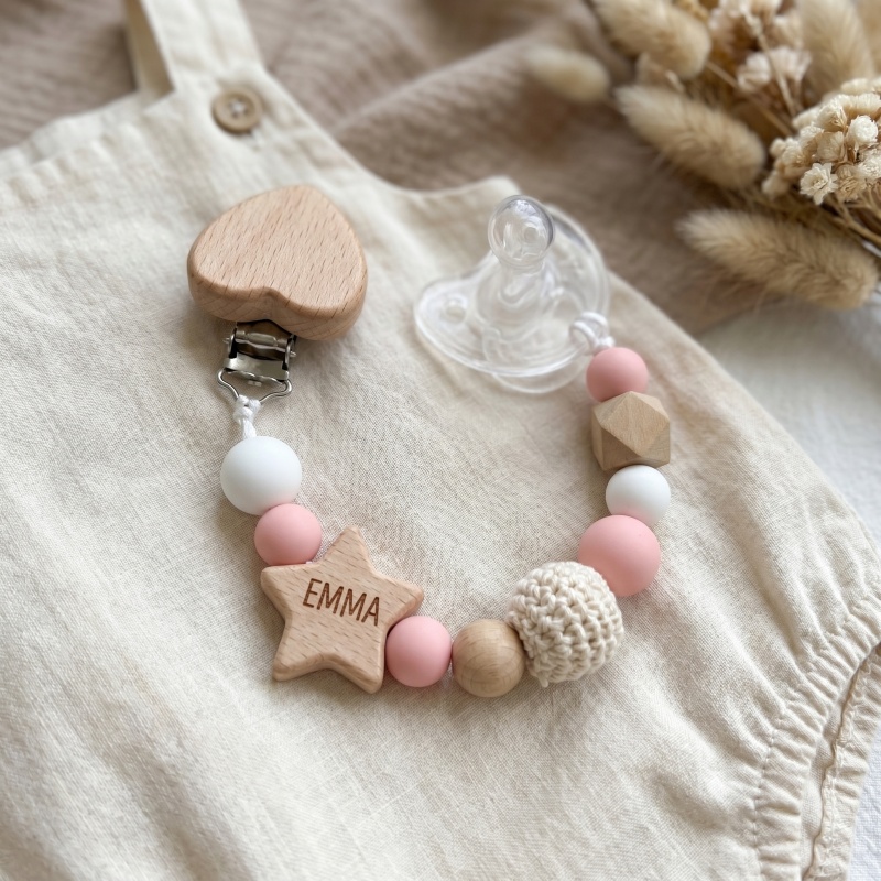 مشبك مصاصة أطفال مخصص مع سلسلة - مراجعة Baby Pacifier Clip وسعره